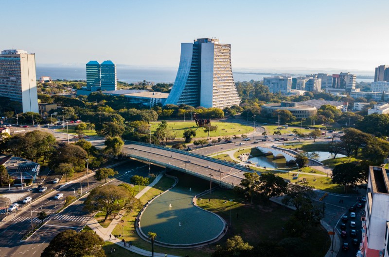 Como é morar em Porto Alegre | Vista aérea da Praça dos Açorianos em Porto Alegre | Trilha da Conquista | Blog da Tenda 