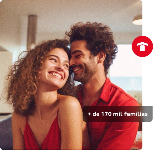 Casal feliz representando mais de 170 mil famílias que realizaram seus sonhos com a ajuda da Compra Planejada da Tenda.